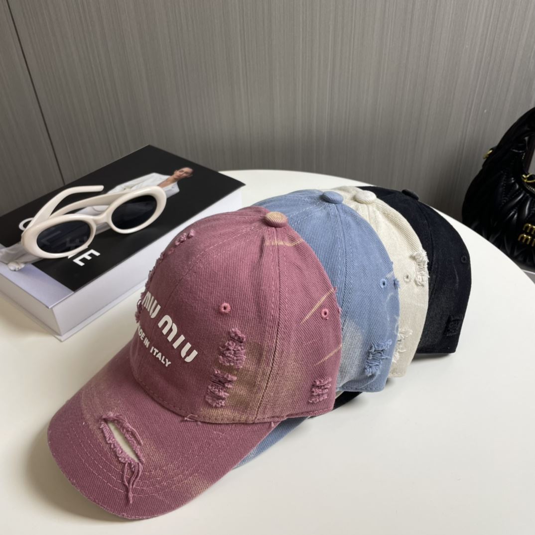 Miu Miu Caps